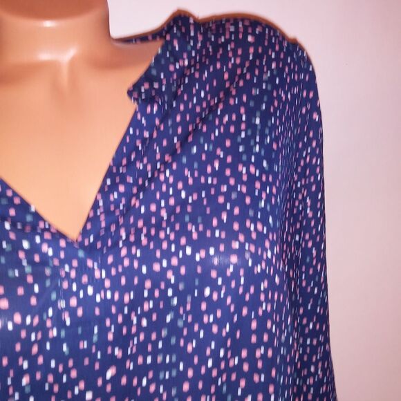 Collective Concepts Blouse Womens 1X Blue Pink Dots Chiffon 3/4 Sleeve V Neck - Picture 4 of 8